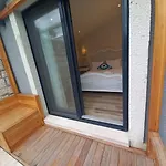 Szálloda Chloe 5*