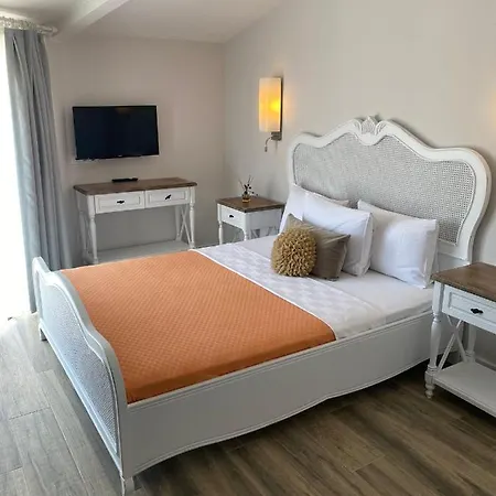 Hotel Chloe Boutique 5*