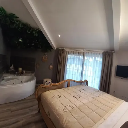 Hotel Chloe Boutique 5*