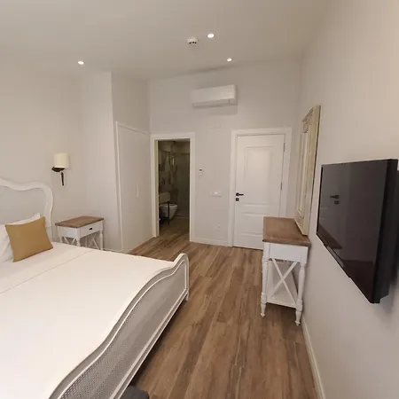 Chloe Boutique Hotel 5*