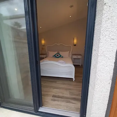 Chloe Boutique Hotel 5*