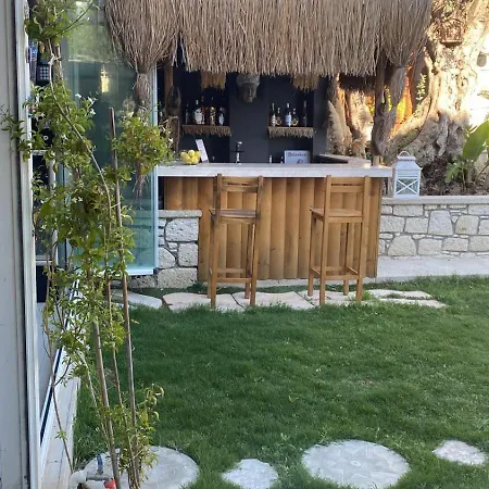 Chloe Boutique 5*