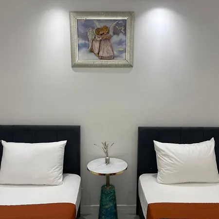 Hotel Chloe Boutique