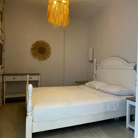 Chloe Boutique Hotel