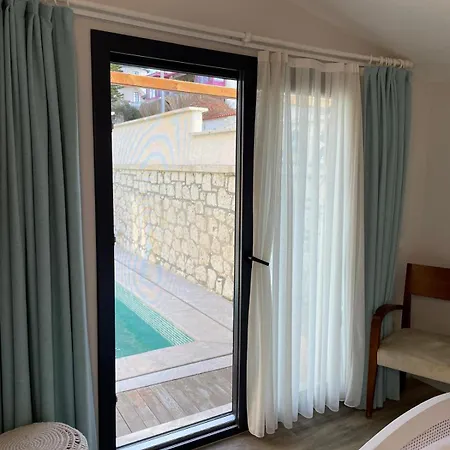 Hotel Chloe Boutique 5*